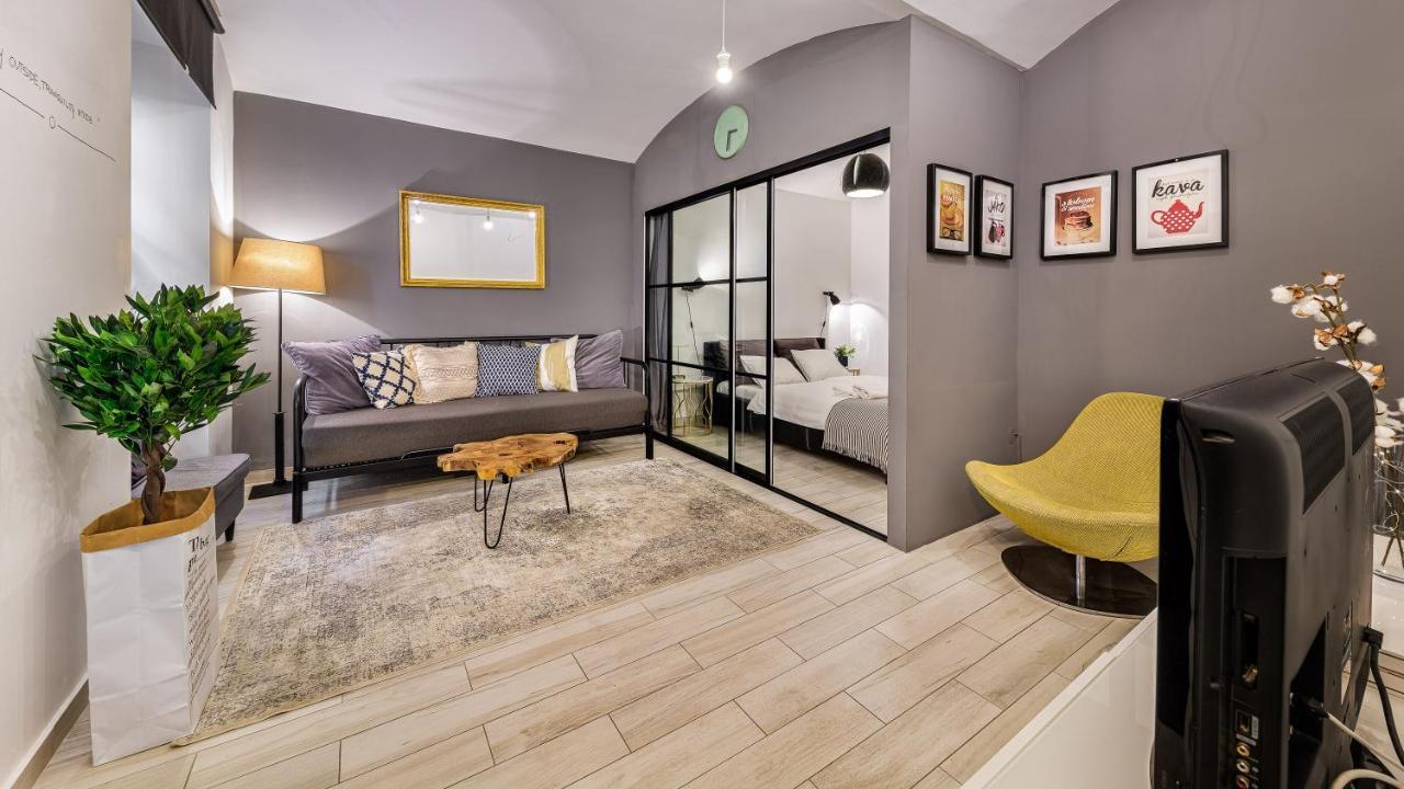 Apartments Santini Zagreb Buitenkant foto