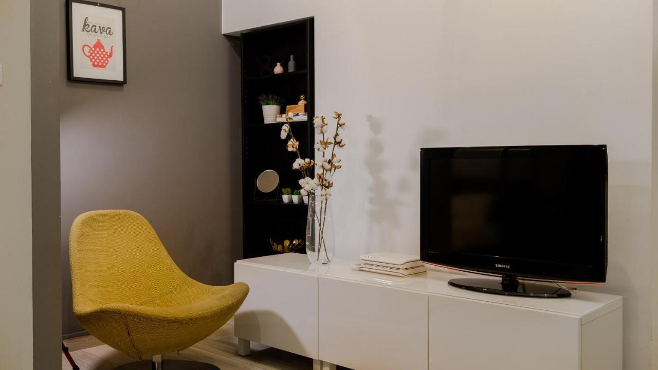 Apartments Santini Zagreb Buitenkant foto